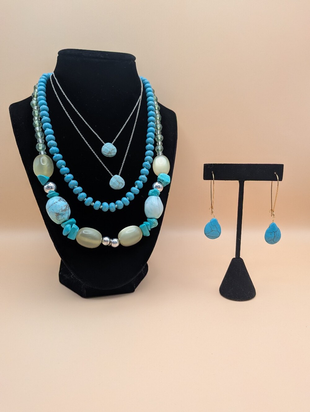 Faux Turquoise Bead Layered Necklace and Drop Earring Set
